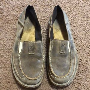 Ariat women’s cruisers